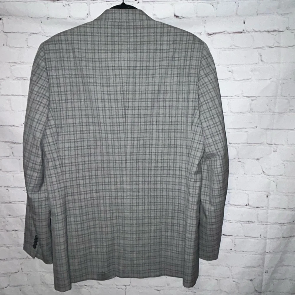 Ted‎ Baker London Endurance suit coat size 40 L